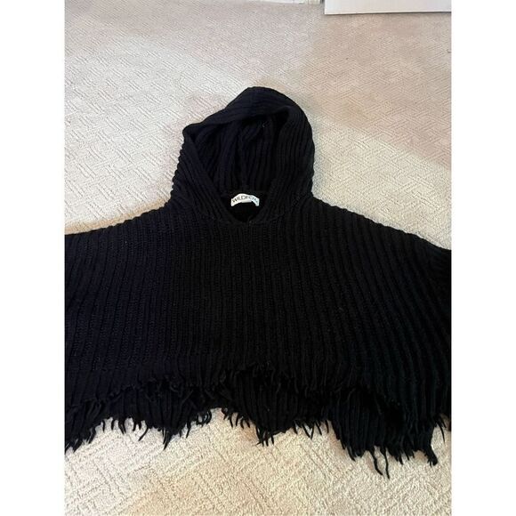 Wildfox Marley Crop Hoodie Sweater - Picture 5 of 12